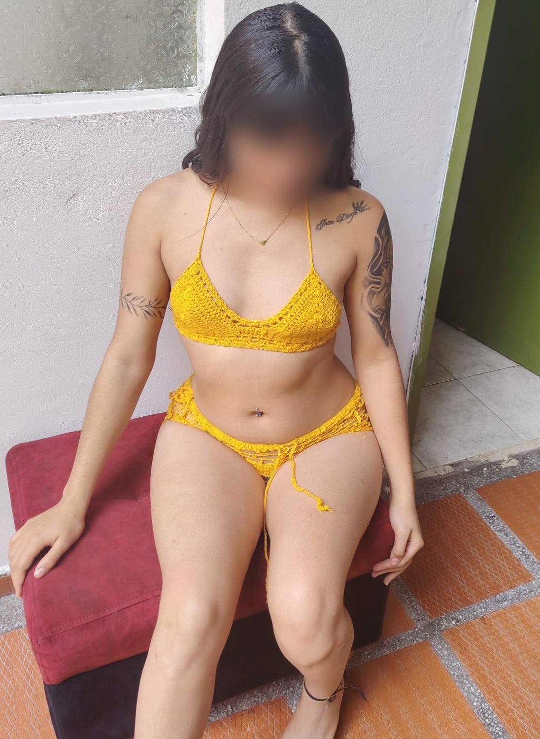 SOY VALENTINA UNA PRINCESA BIEN DELICIOSA PARA COMPLACER AQUELLOS HOMBRES CALIENTES 3208740289